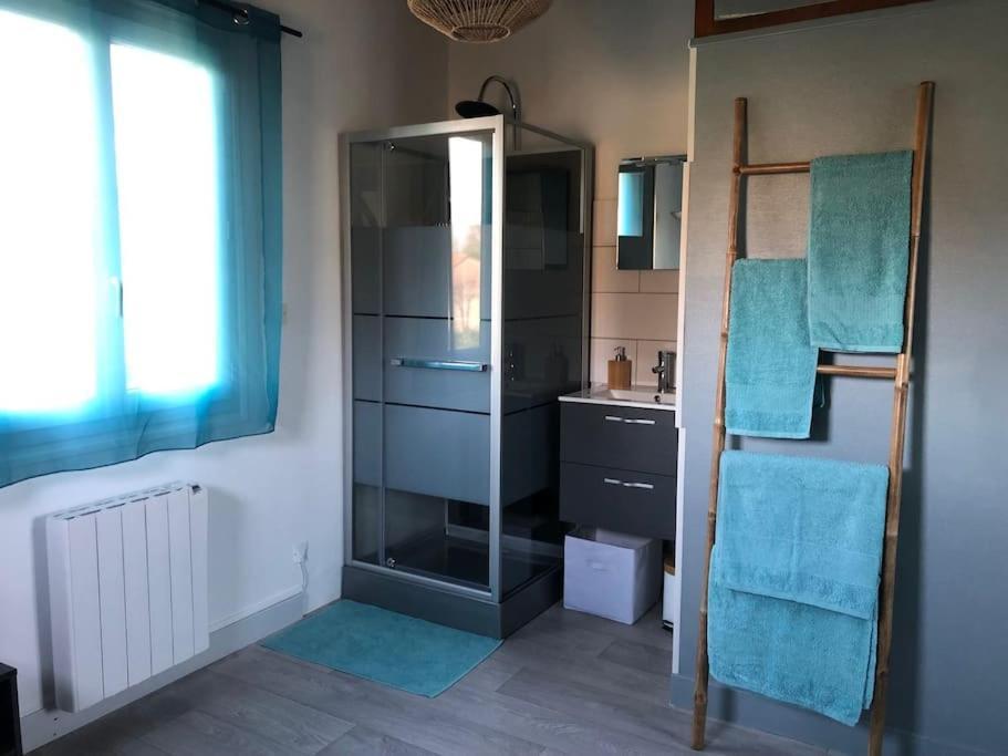 Charmant Gite En Perigord Vert Douchapt Kültér fotó
