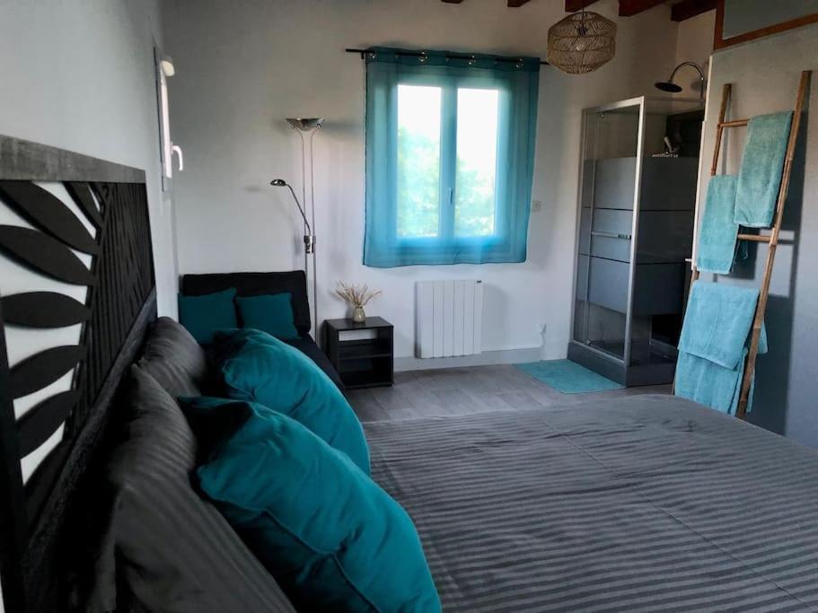 Charmant Gite En Perigord Vert Douchapt Kültér fotó